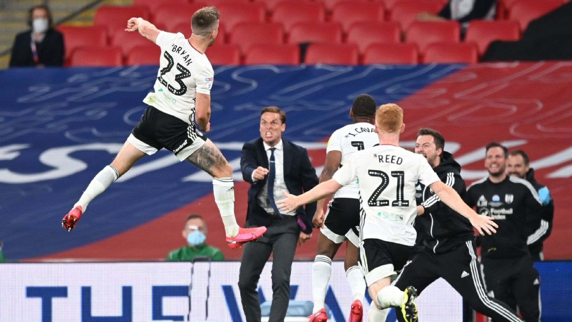 临巨大的挑 临巨大的挑